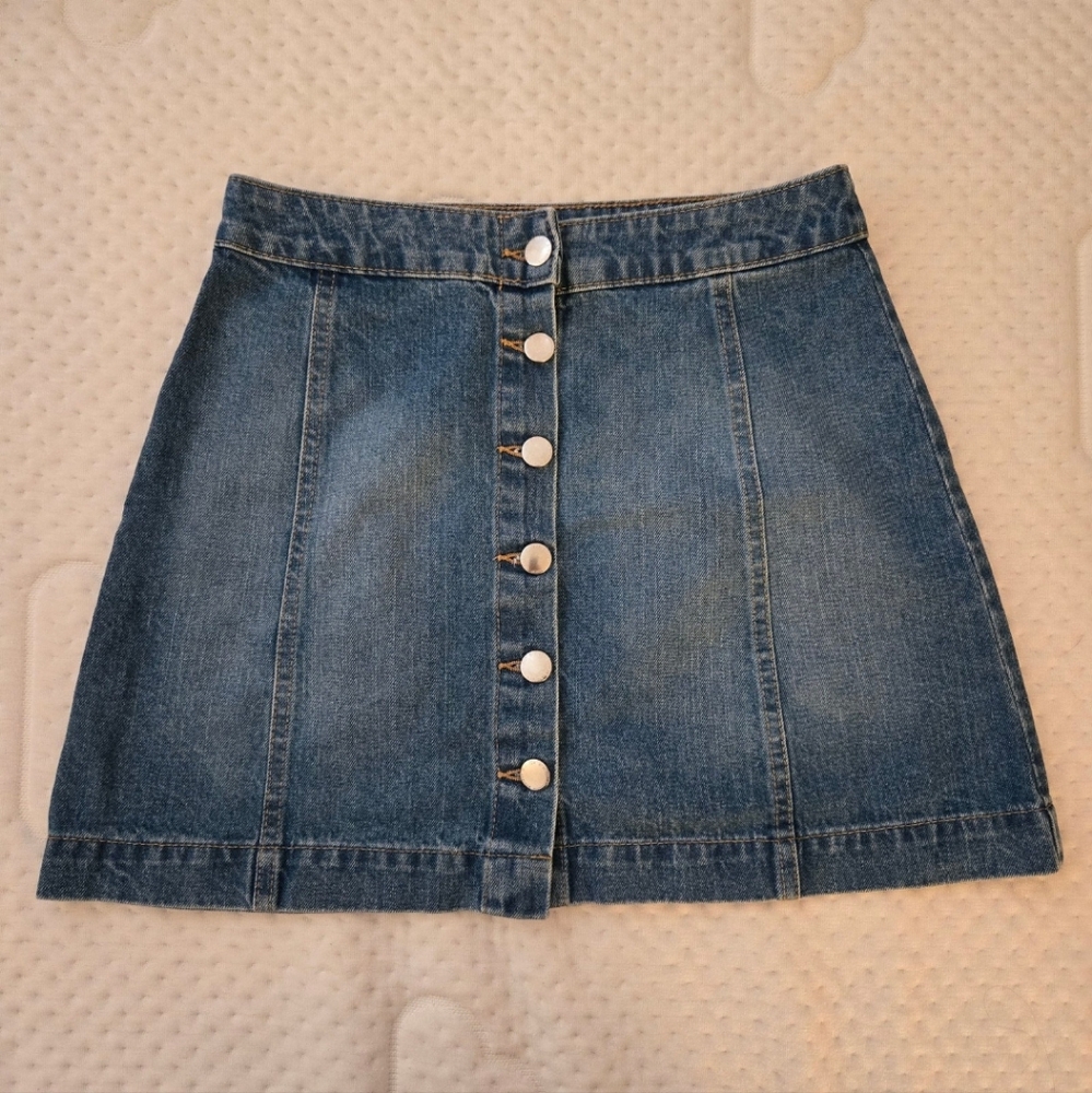 H&M denim button up mini skirt